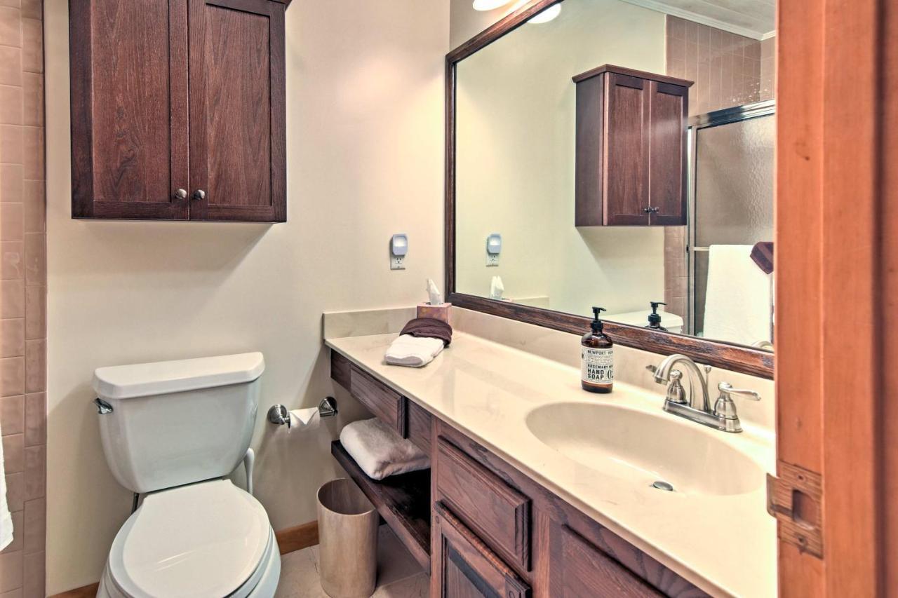 Beech Mountain Condo With Balcony, Walk To Resort! Exteriér fotografie